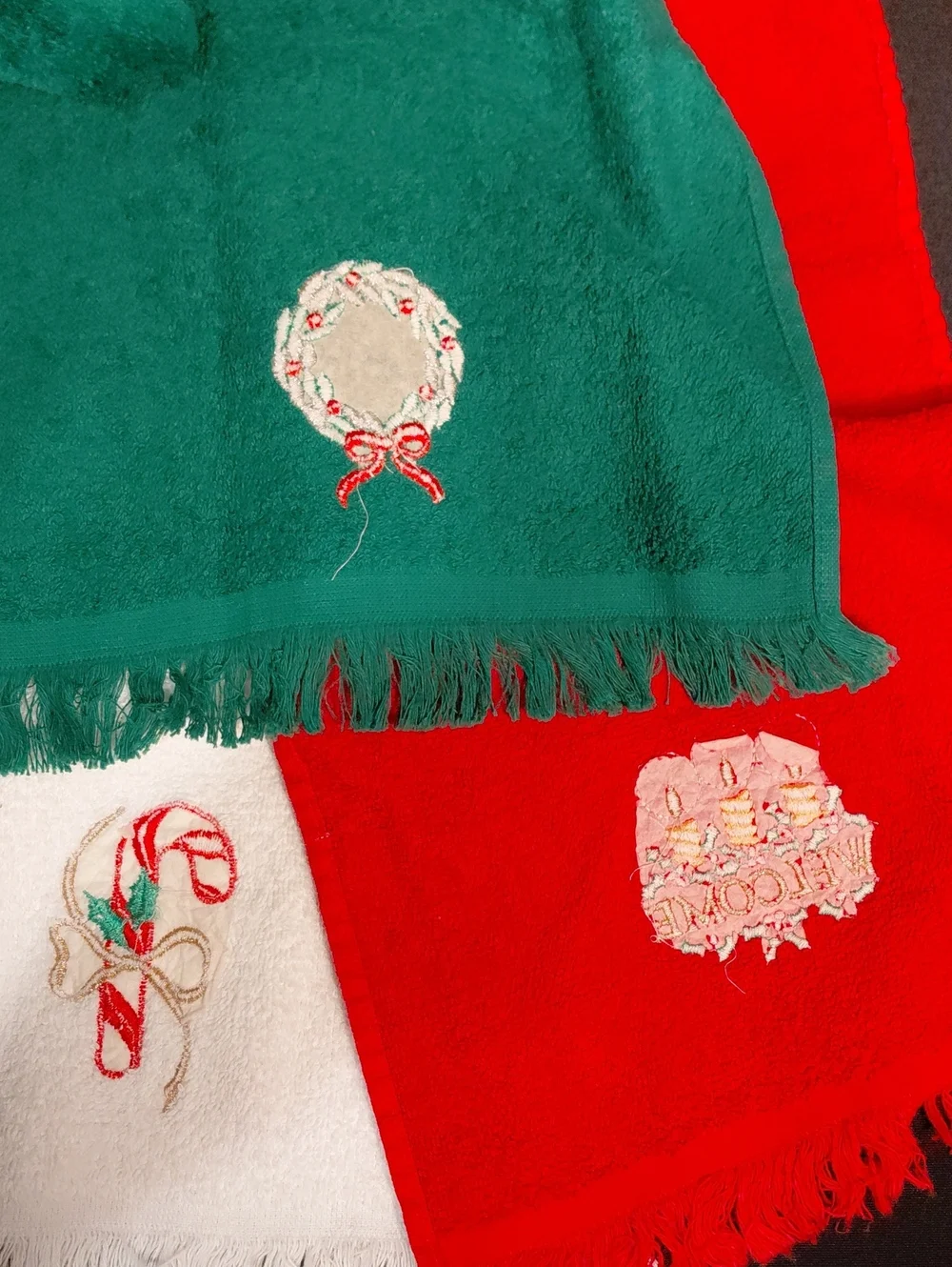 FINGERTIP TOWELS
